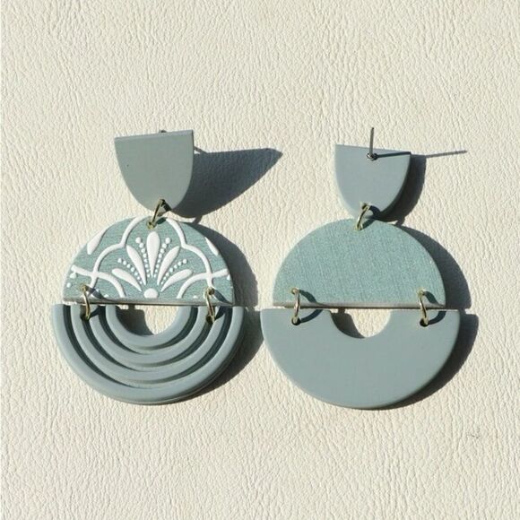 Floral Pattern Round Drop Earrings - Picture 5 of 10